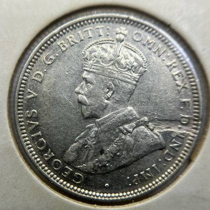 1925 Shilling Coin - nearly Extremely Fine - George V Silver Obv Flaw Error