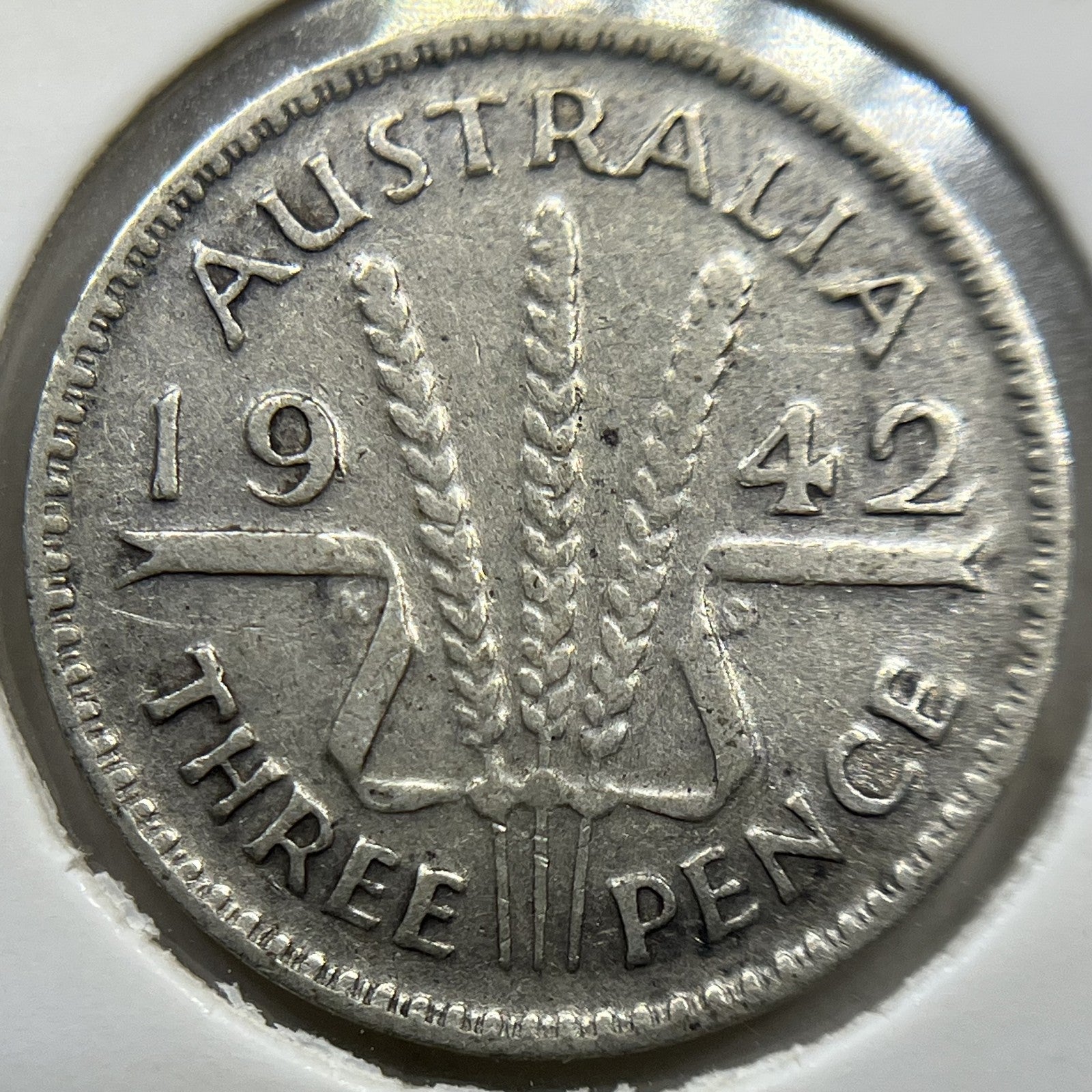 1942 m Threepence Coin - VG - Key Date Low Mintage George VI Australia