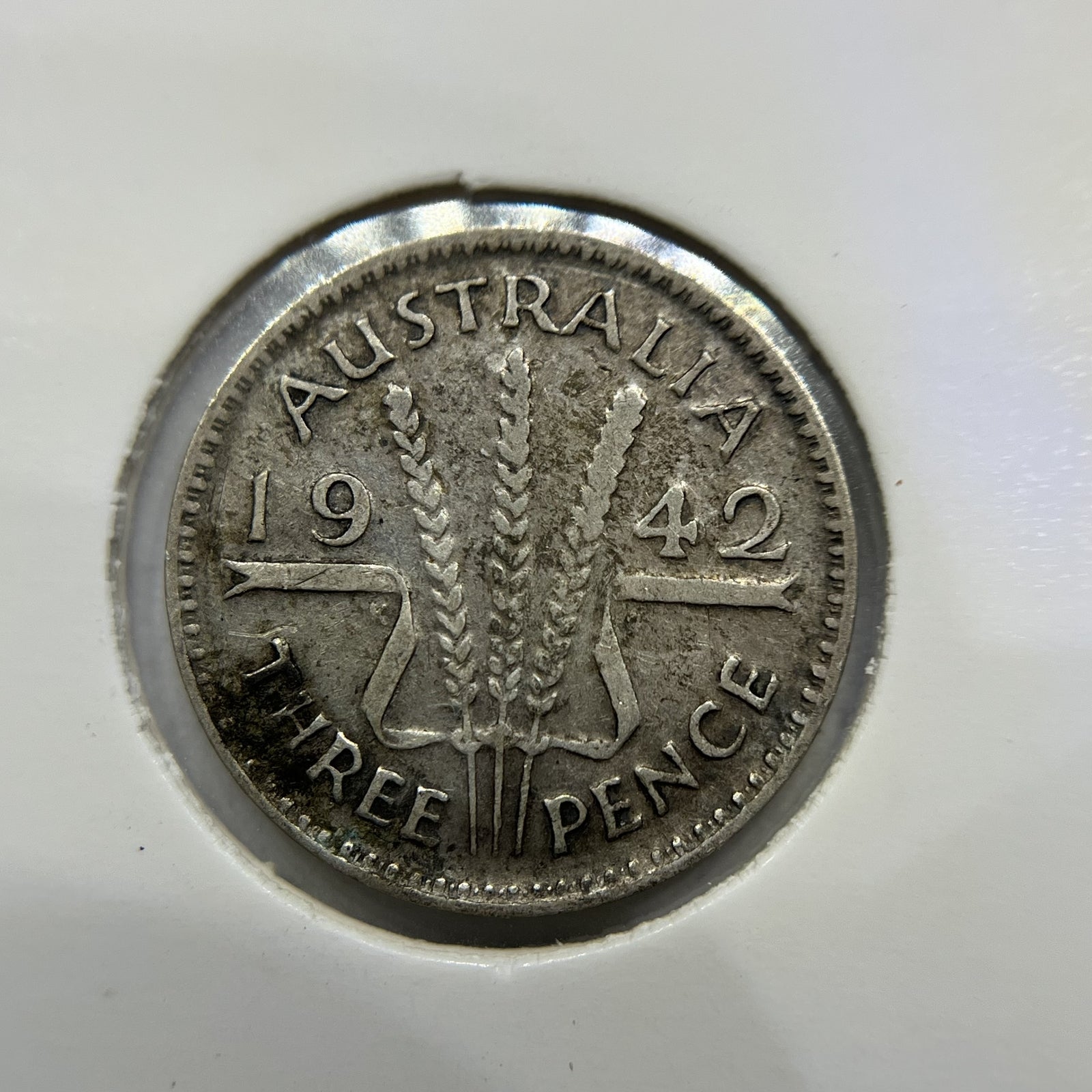 1942 m Threepence Coin - VG - Key Date Low Mintage George VI Australia