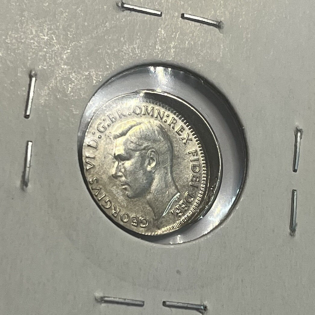 1949 Threepence Coin - Off Centre Misstrike Error HUGE LIP Struck out of Collar