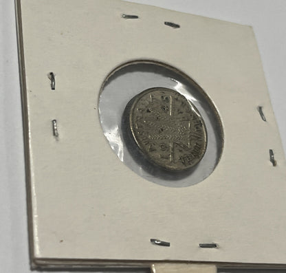 1948 Threepence Error Coin - Mis-strike Large Lip RARE - Silver Predecimal