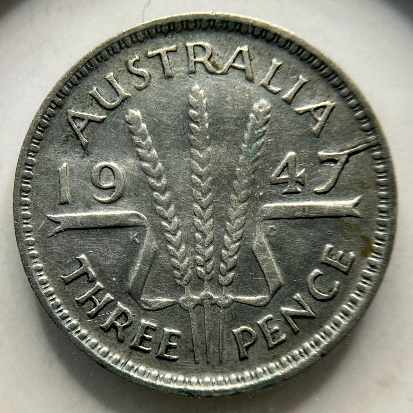 1947 Threepence Error Coin - Die Crack on 7 - Silver George VI Predecimal