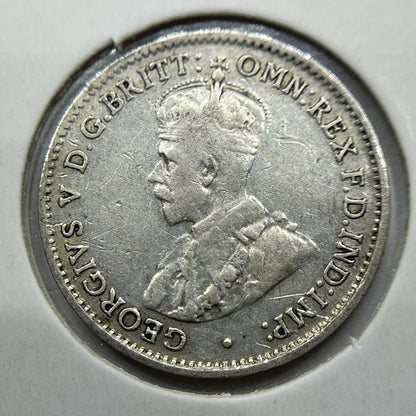 1934/33 Threepence Error Coin - Very Good - George V Overdate Scarce Silver