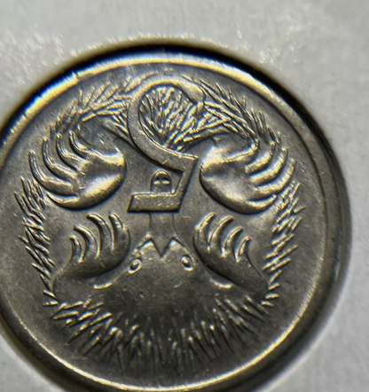 2001 Five Cent Coin - Flamingo Error - Circulated