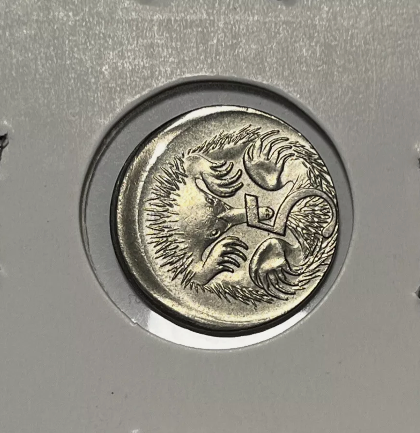 2000 Five Cent Coin - Off Centre & Lip - Struck out of Collar - Uncirculated
