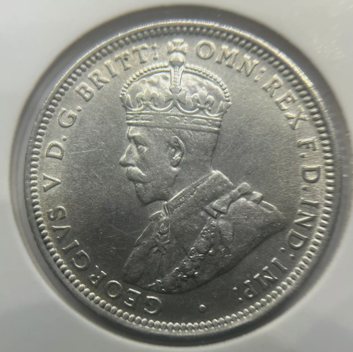 1913 Shilling Coin - good Very Fine