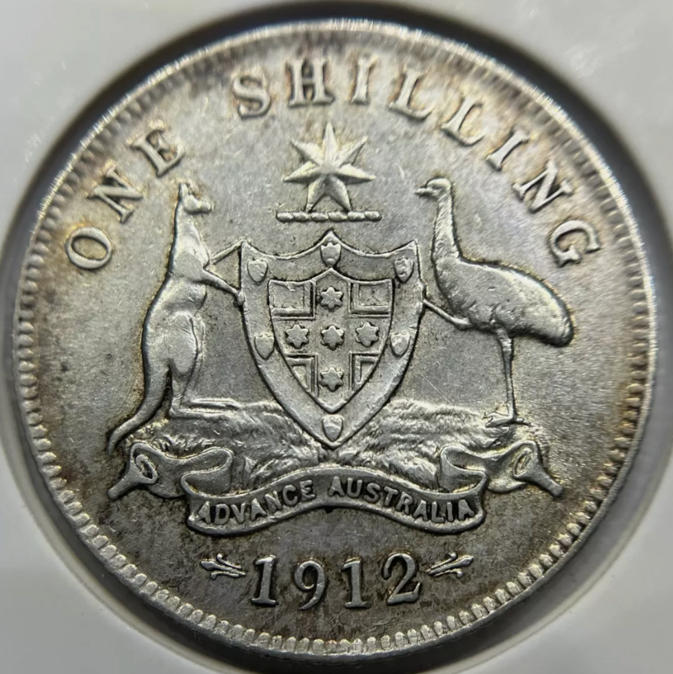 1912 Shilling Coin - Very Fine