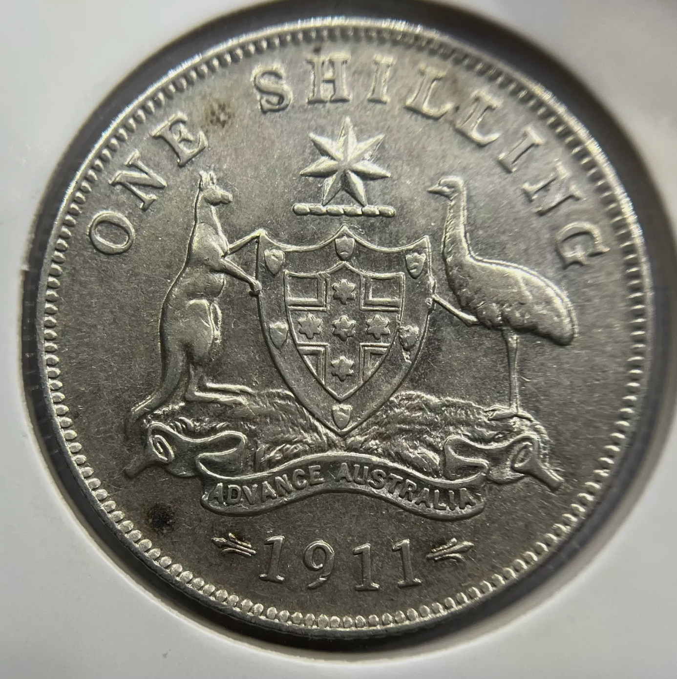 1911 Shilling Coin - Very Fine