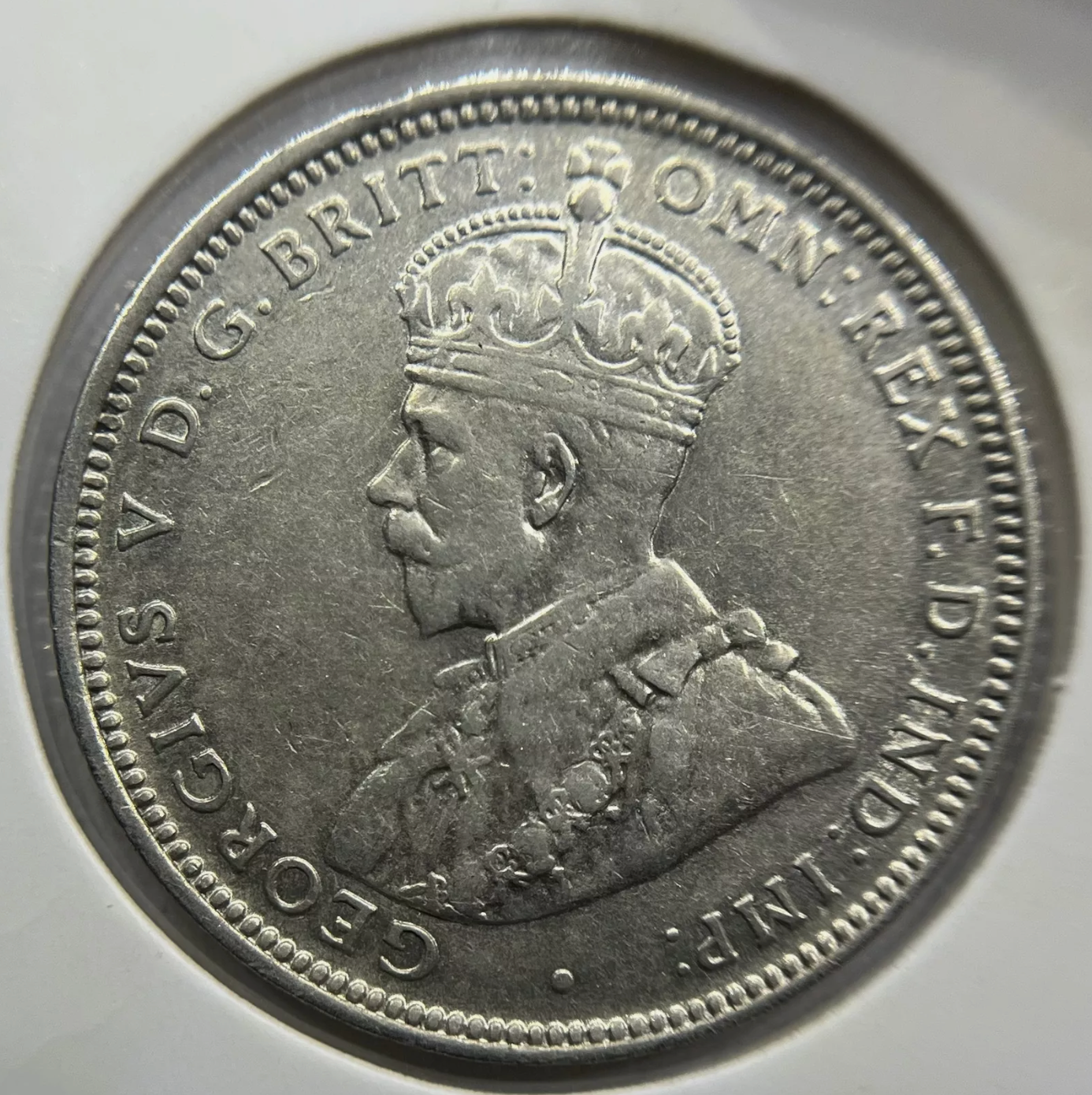 1911 Shilling Coin - Very Fine
