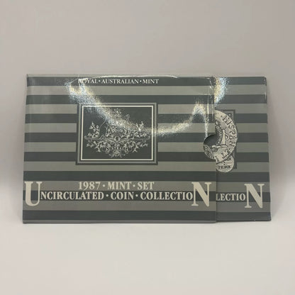 1987 Mint Year Coin Set - Elizabeth II