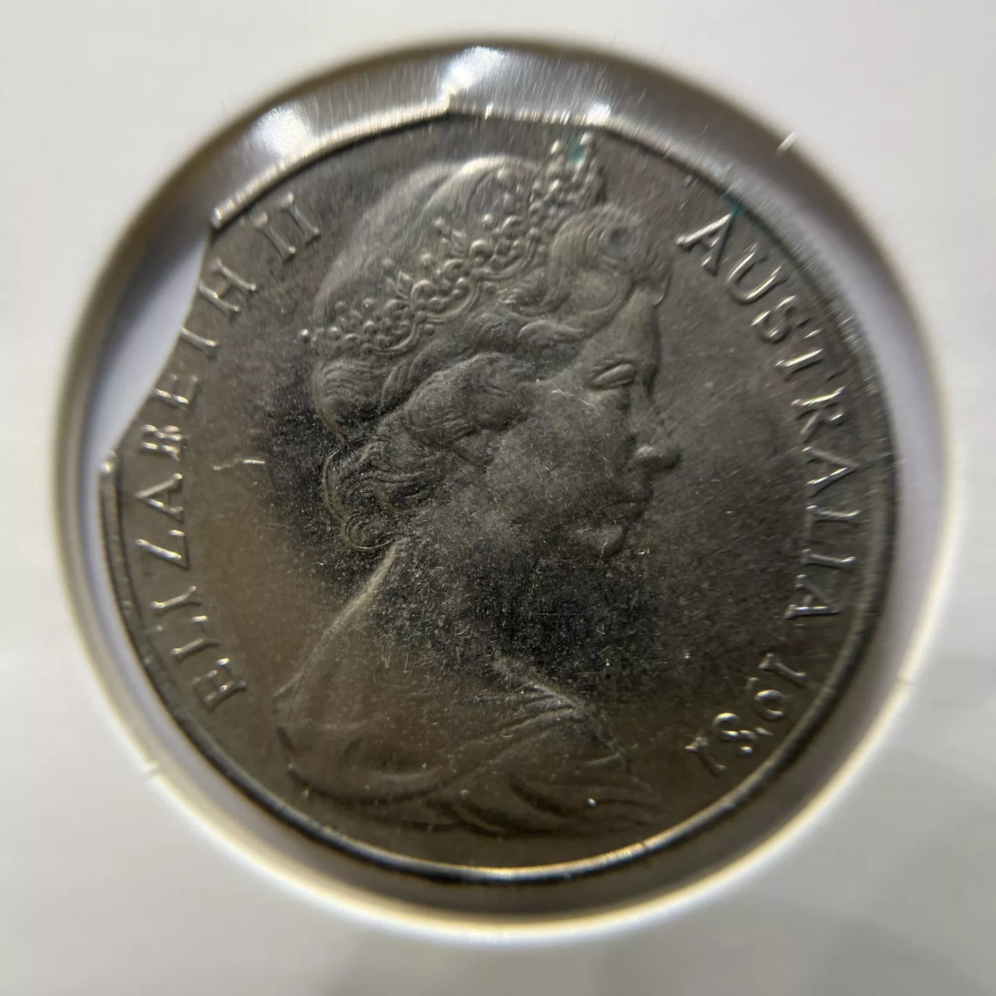1981 20 Cent Coin - Extremely Fine Double Clipped Rim Bite